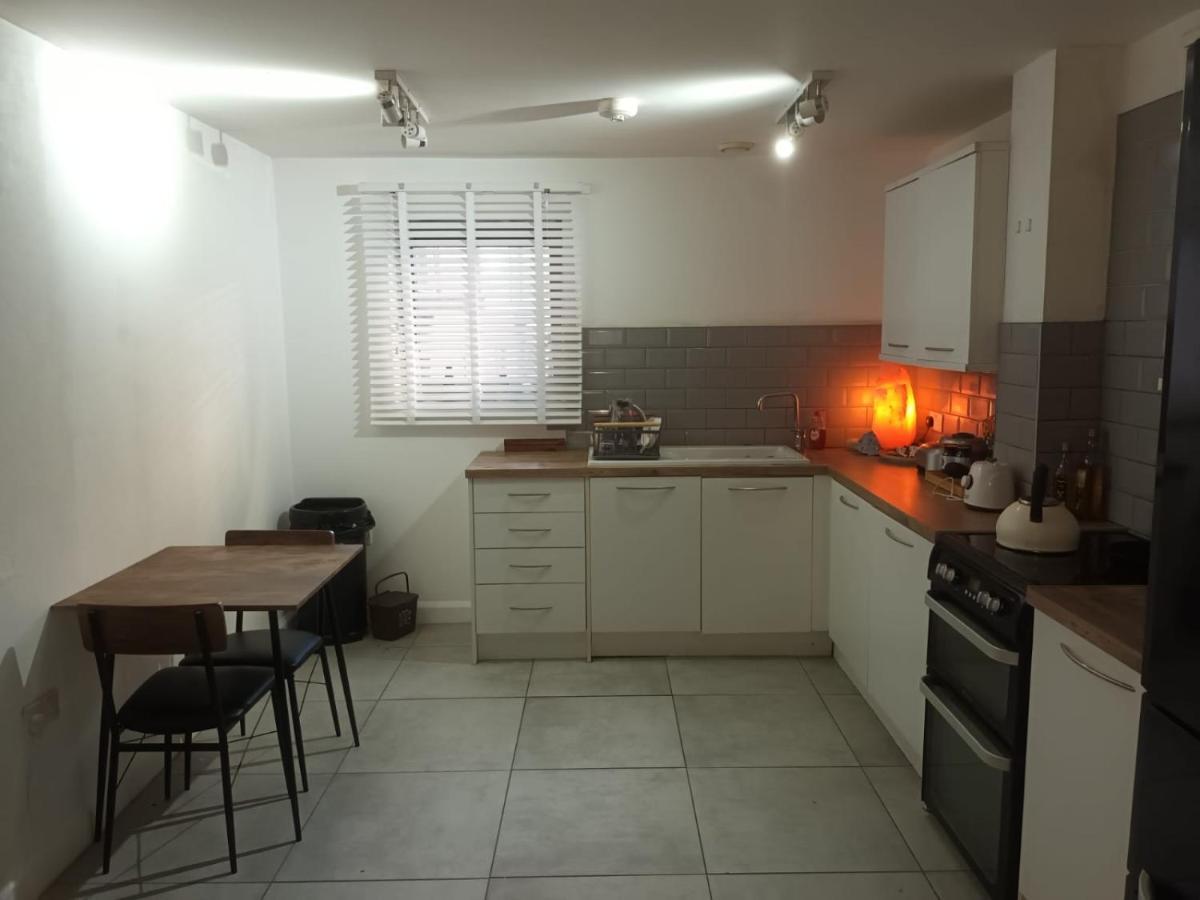Cosy Modern Apartment In Central Bristol Near Stokes Croft Экстерьер фото
